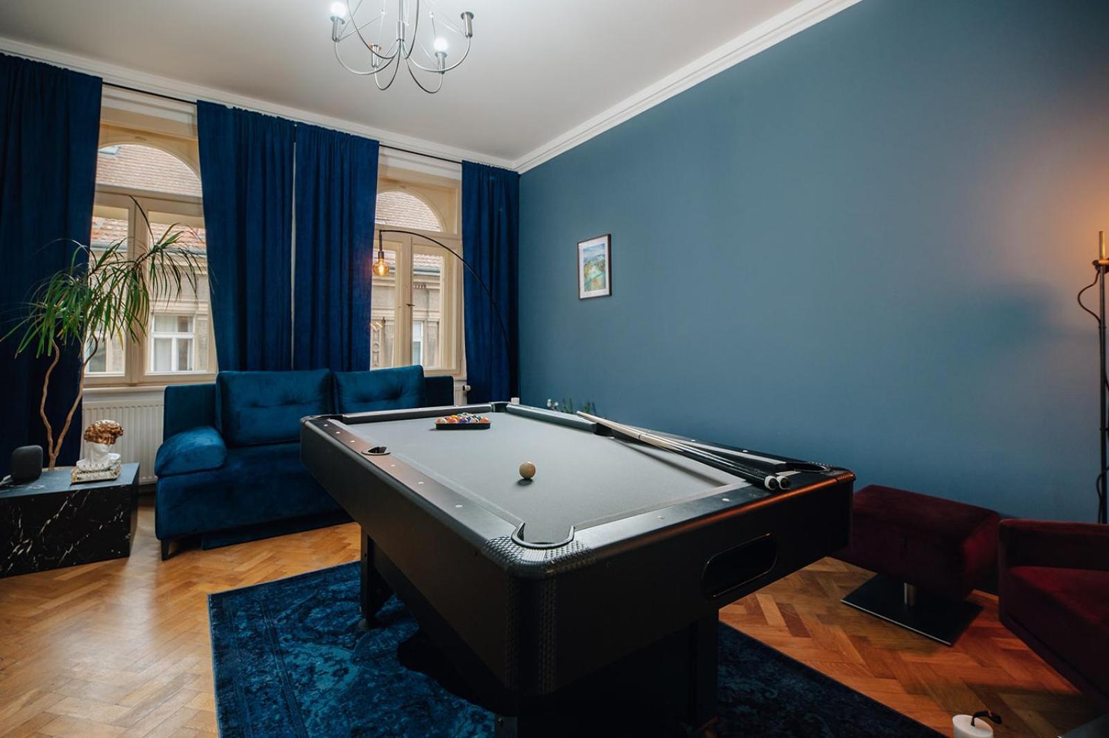 Cinematic With Pool Table & Cinema In The Heart Of