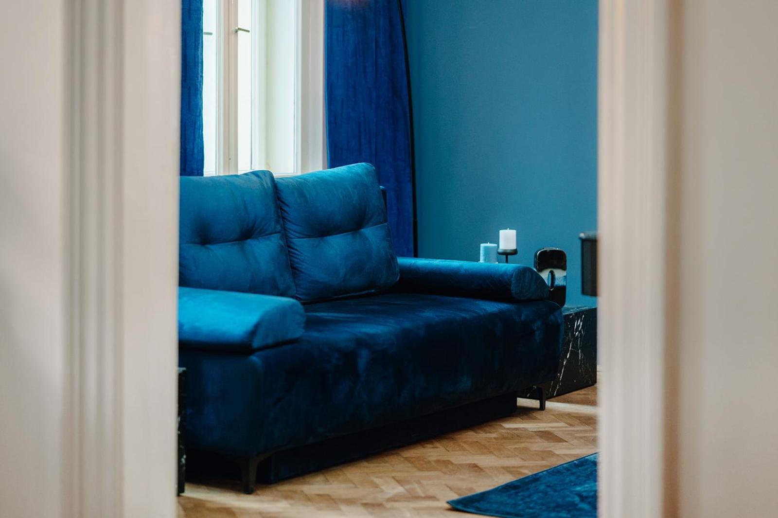 Cinematic With Pool Table & Cinema In The Heart Of